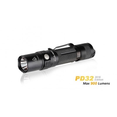 Lampe FENIX PD32 900 Lumens